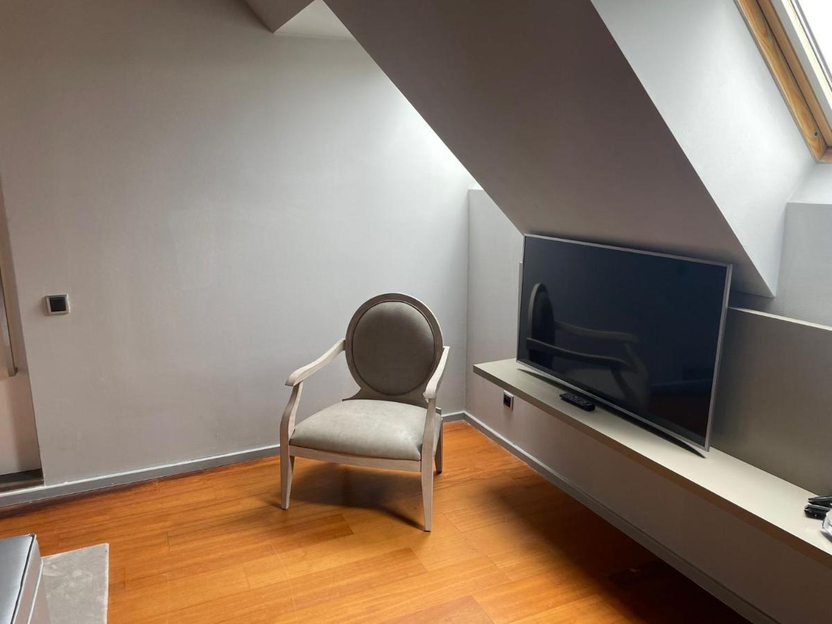 987 Design Prague Hotel Экстерьер фото
