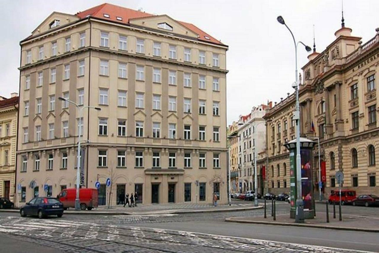 987 Design Prague Hotel Экстерьер фото